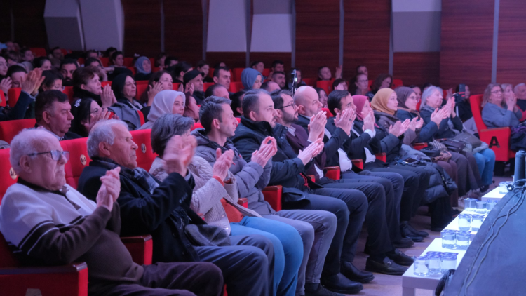 Bursa İnegöl’de TSM Korosu Konseri