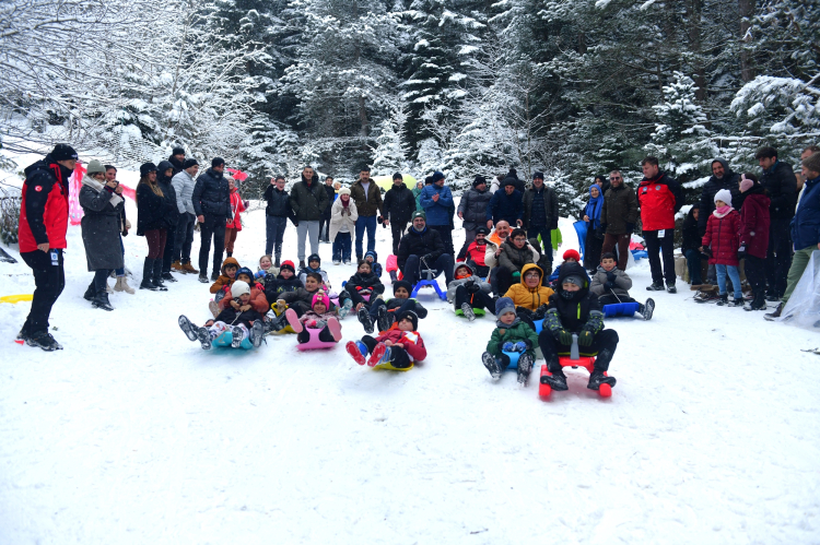 Çocuklar için karne hediyesi: Alaçam Kar Festivali