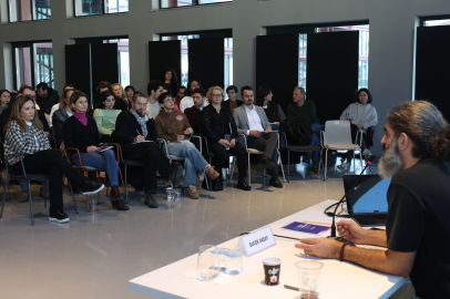 Nilüfer Belediyesi’nin Dijital Sanat Atölyesi için düzenlediği söyleşi