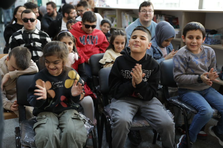 Görme Engellilere Yönelik Masal Dinleti