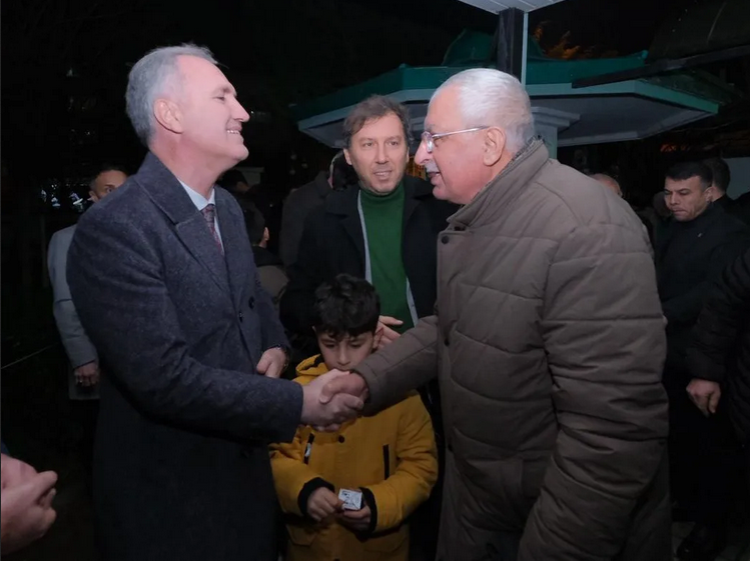 Bursa'da Helva Kazanları Kandil İçin Kaynadı