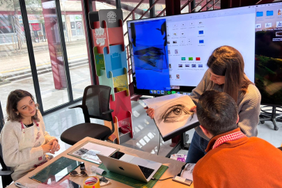 Depoda Sanat Var: Şeffaf Katmanlar Atölyesi