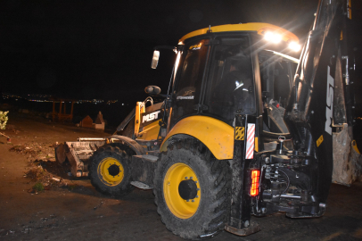 Gemlik’te Fırtına Sonrası Sahil Temizliği ve Yeniden Kullanıma Hazır Hale Getirme