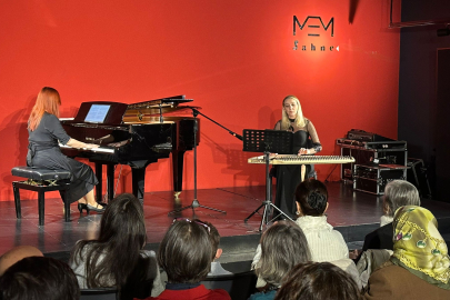 Kanun Piyano İkilisi’nin Özel Performansı