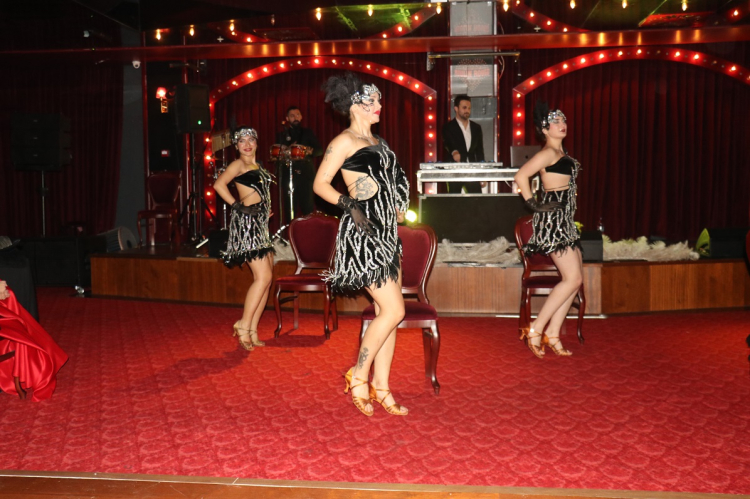 Sanart Busader’dan Moulin Rouge Gecesi