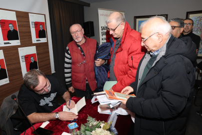Akif Kurtuluş ile Şiirin Toplumsal İşlevi Üzerine Söyleşi
