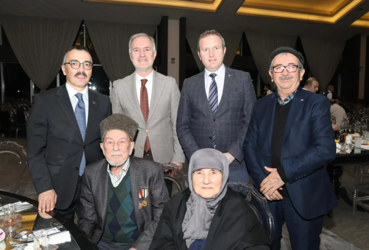 Bursa İnegöl’de Şehit Aileleri ve Gazilerle İlk Oruç Açıldı