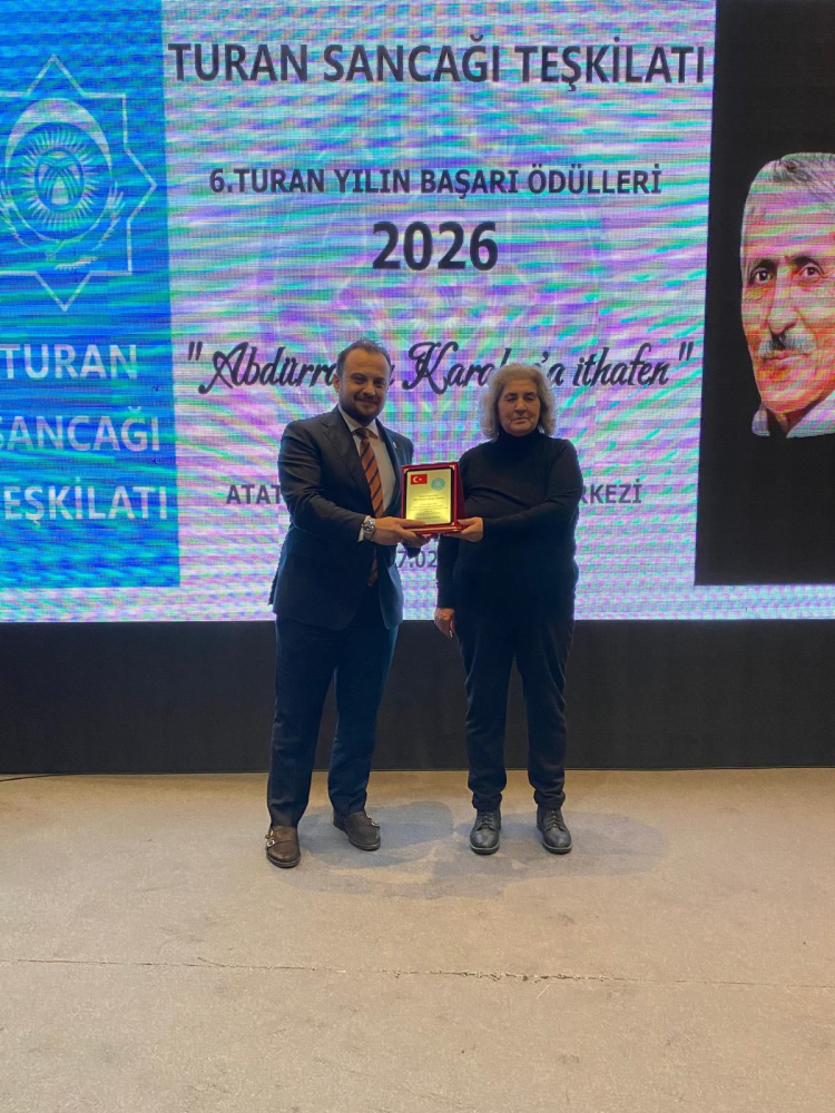 Bir Gece, Pek Çok Başarı