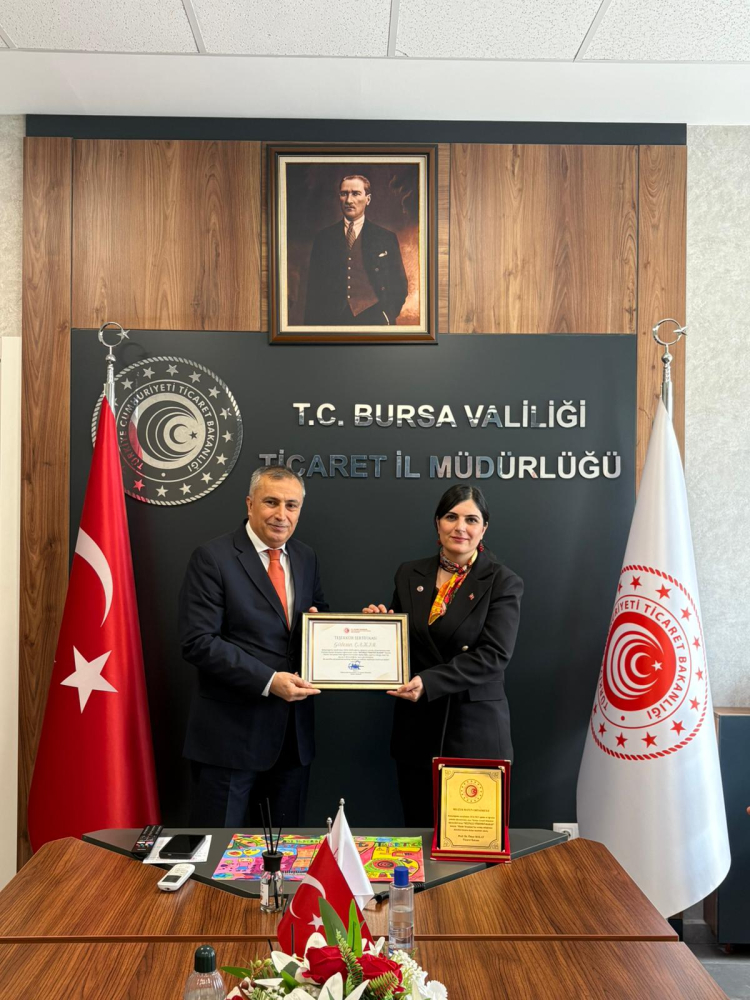 Esma Gül Bursa 1. oldu: Bilinçli Tüketici Resim Yarışması