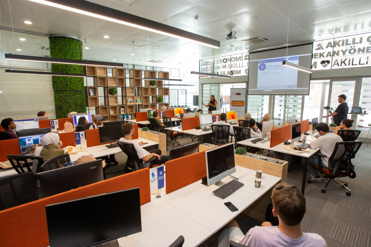 İnsani ve dijital dönüşümle akıllı şehirler