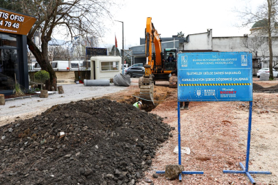 Bursa Büyükşehir'de 17 İlçede Alt ve Üstyapı Çalışmaları Sürüyor
