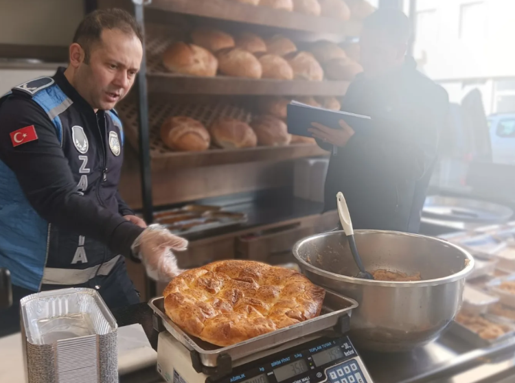 Bursa İnegöl'de Zabıta 7/24 Görevde
