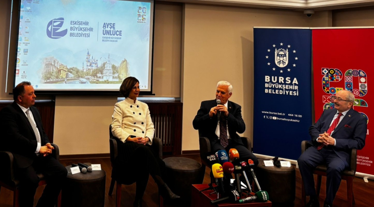 Türkiye’de İpek Üretimi ve Köy Projeleri