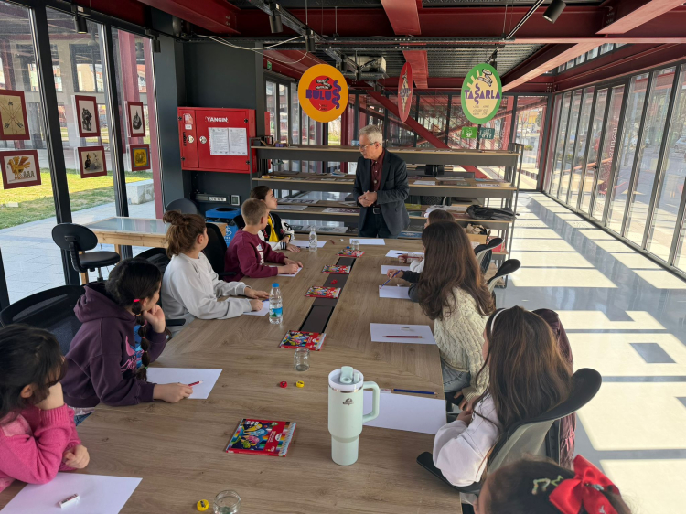 Bursa Nilüfer’de Ara Tatilde: Çocuklar Depoda