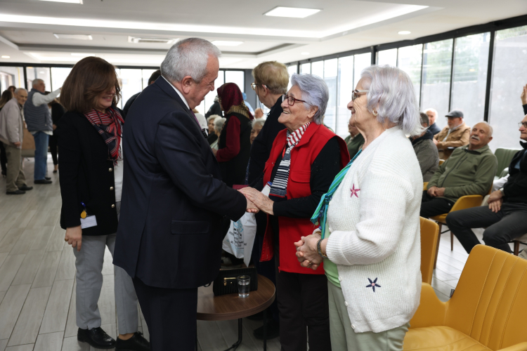 Bursa Nilüfer'de Başkan Şadi Özdemir’den Vefa Ziyareti
