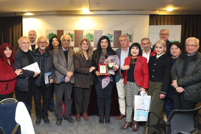 Şiirin Evrensel Dili ve Sanatın Gücü