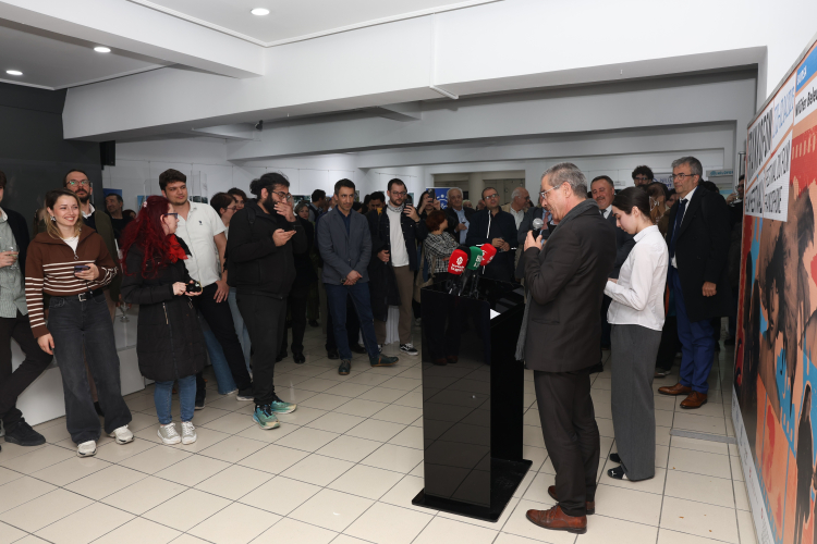 Konak Kültürevi’nde açılış