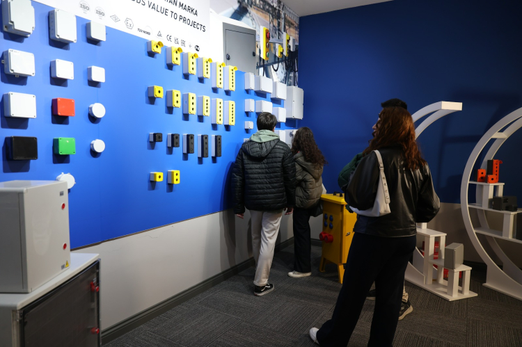 Bursa Osmangazi’de Genç Girişimciler Üretim Dünyasını Tanıdı