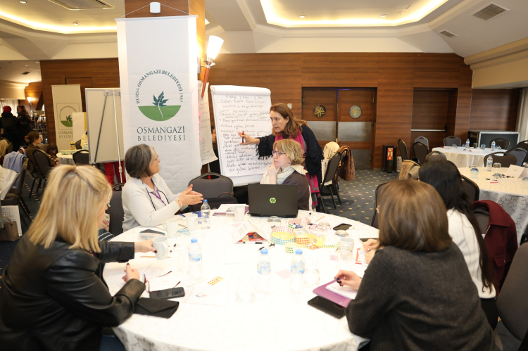 Kadınların Kent Yaşamında Güçlü Temsili için Şehirde Adımlar