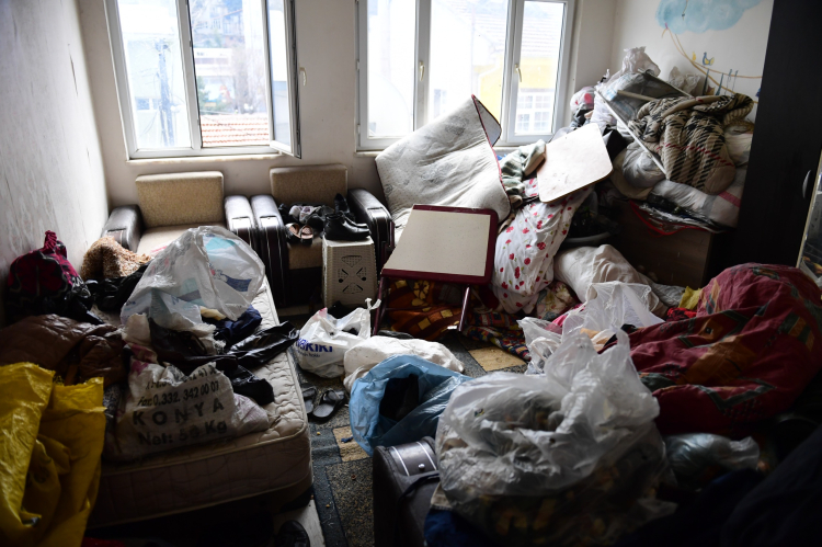 Kayıhan Mahallesinde Çöp Ev Temizliği