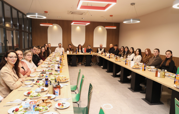 Bursada Girişimci Öğrenci, Mutfağında İş Öğreniyor