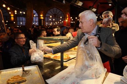 Sahurda Abdal Meydanı’nda Buluşuyoruz