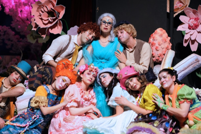 Masalsı Sahne: Bencil Dev Tiyatrosu’nda