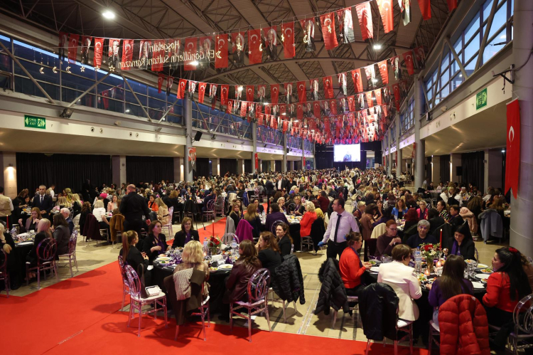 İftar ve Kadın Dayanışması