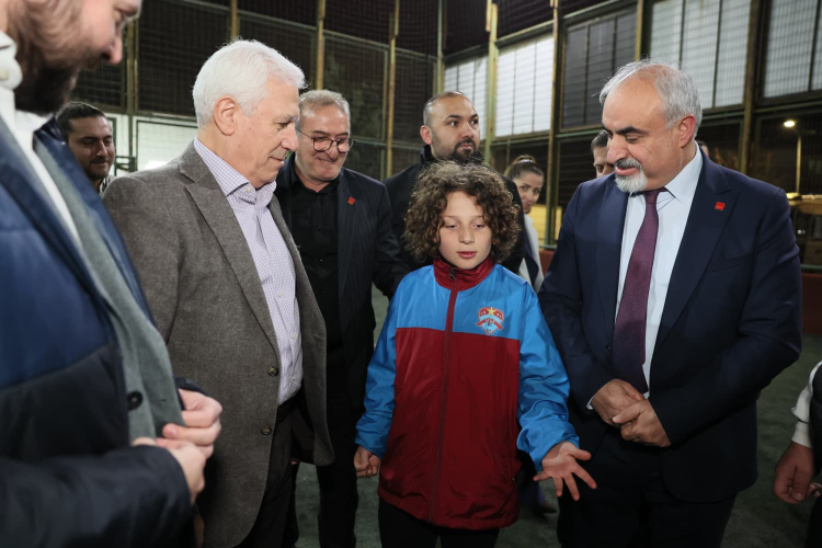 İnegöl'de gençlere spor için destek ve tesis yenileme