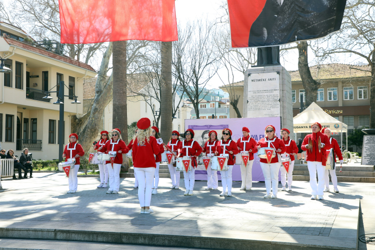 Mudanya’da Kadın Emeğiyle 8 Mart