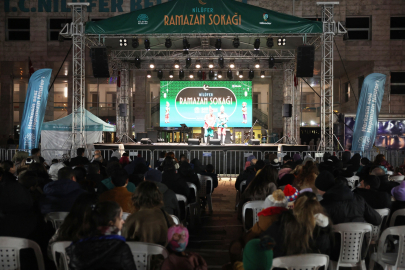 Nilüfer Ramazan Sokağı'nda Geleneksel Gösteriler