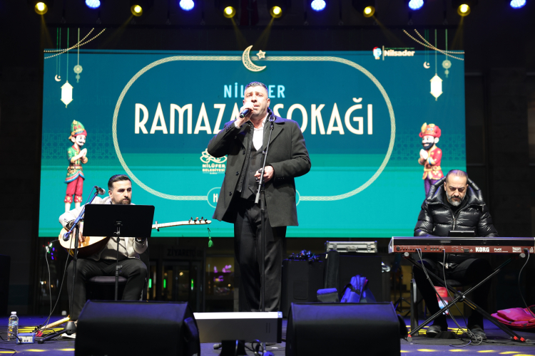 Nilüfer Ramazan Sokağı'nda Geleneksel Gösteriler