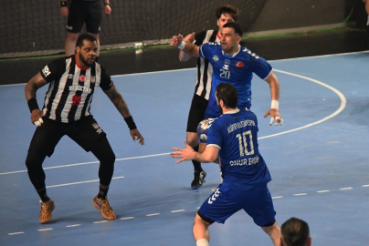 Nilüfer Belediyespor Erkek Hentbol Takımı, Beşiktaş karşısında 30-29 galip geldi