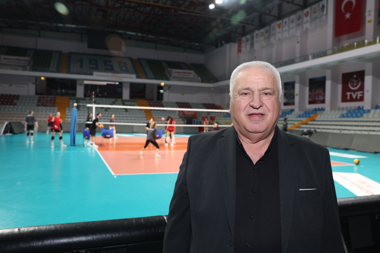 Nilüfer Belediyesi Kadın Voleybol Takımı Play-off Hazır