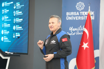 Türkiye’nin İlk Astronotu Alper Gezeravcı Öğrencilerle Buluştu
