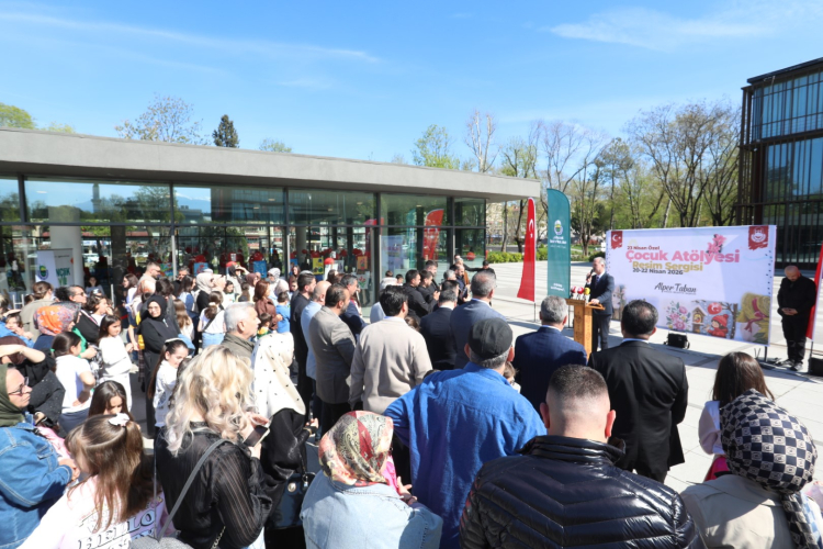 Bursa İnegöl’de 23 Nisan için özel sergi