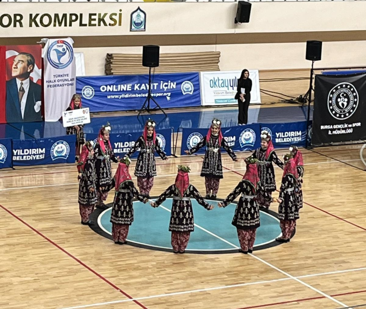 İnegöl Belediyesi Halk Dansları Topluluğu