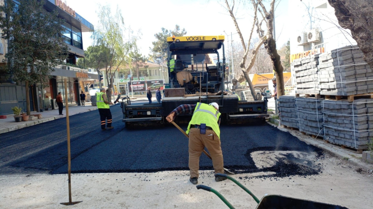 Bursa Mustafa Kemalpaşa’da Üstyapı Yenileniyor