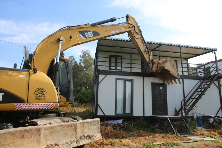 Bursa Nilüfer Gölyazı'da Kaçak Yapılarla Mücadele