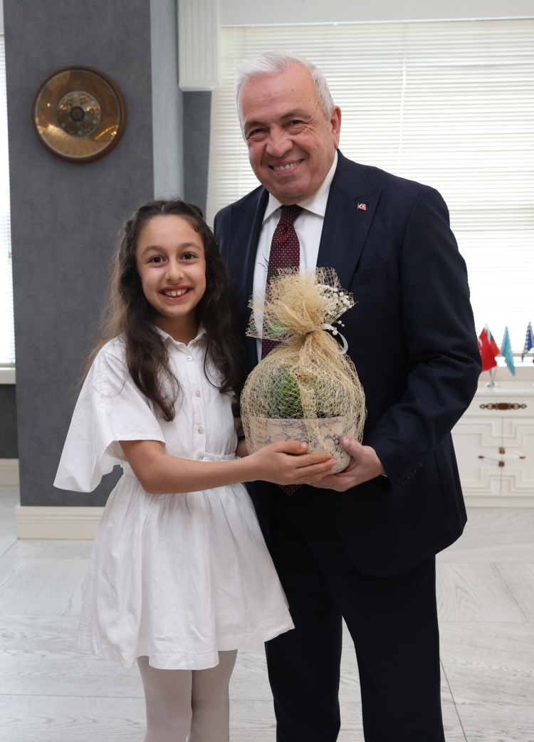 Burs​a Nilüfer’de Geleceğin Başkanları Yönetimde