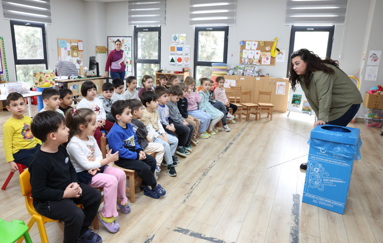Bursa Nilüfer'de Miniklere Geri Dönüşüm Eğitimi