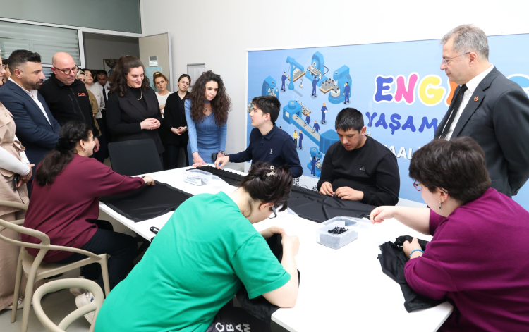 Bursa Osmangazi'de Engelleri Kaldıran Atölye