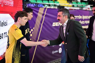 Yıldırım’da Gençler Türkiye Boks Şampiyonası