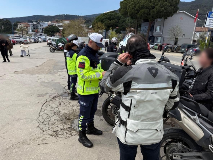 Bursa’da Motosikletlere Sıkı Trafik Denetimi