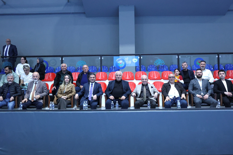 Nilüfer Belediyespor Erkek Hentbolu Play-Offta Galip