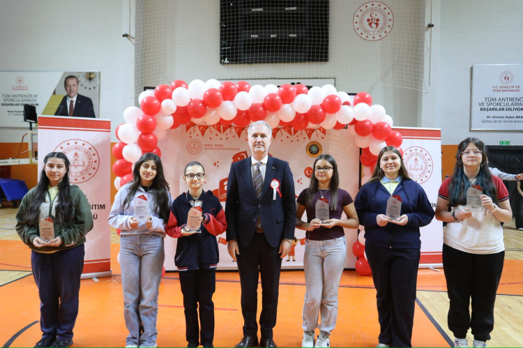 İnegöl’de Ulusal Egemenlik ve Çocuk Bayramı Coşkusu