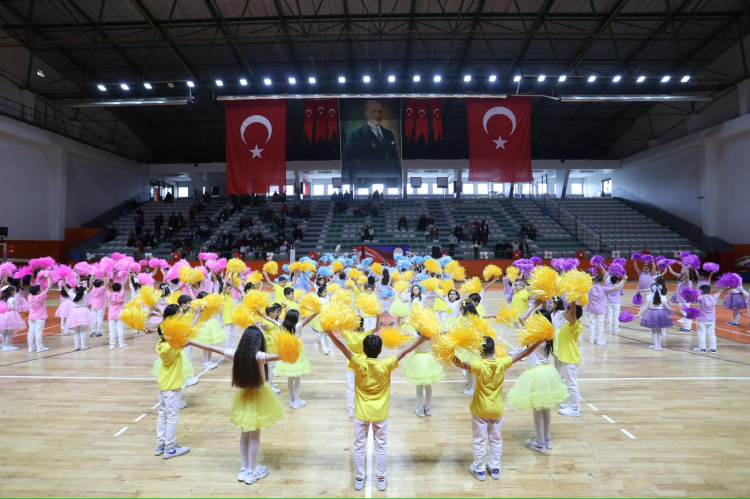 İnegöl’de 23 Nisan Coşkusu