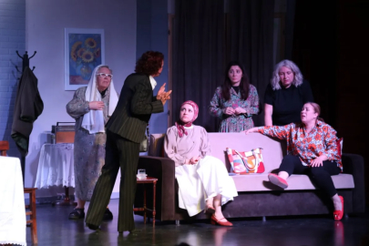 İnegöl Belediyesi Şehir Tiyatroları'nın Kadın Sığınağı Oyunu