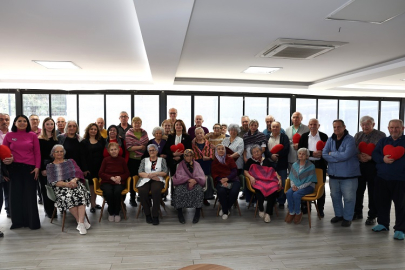 Kadınların Dayanışmasıyla Huzurevi İçin El Emeği Ürünler