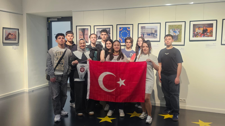 Simüle Edilen Parlamento Oturumu